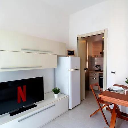 Ospedali E Universita - Policlinico San Matteo A 300m - Parcheggio Gratis Apartment Pavia